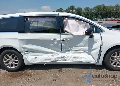 2024 Chrysler Voyager Lx z USA, uszkodzony, nr VIN 2C4RC1CG8RR146825